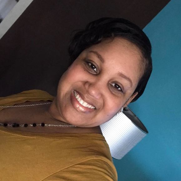 Meet your Posher, Tiffany - Picture 1 of 1